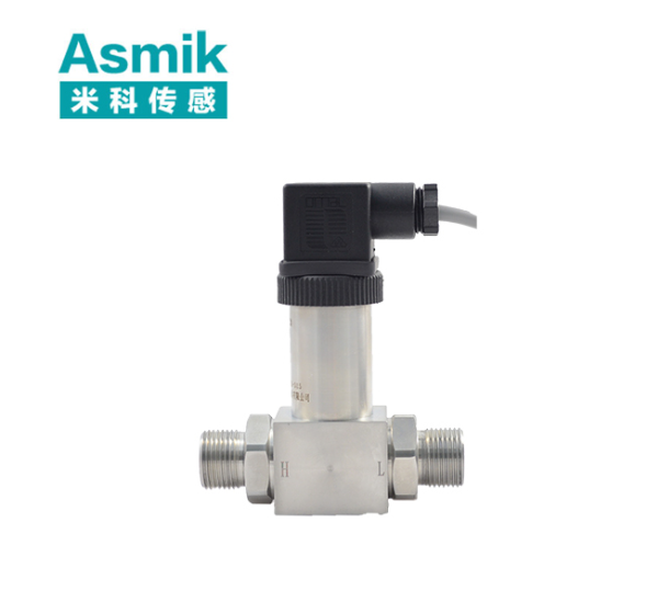 差壓變送器技術演進與市場格局分析 —— 液位測控的核心基石